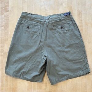 VTG 90s Patagonia Men’s Size 34 A/C Shorts Green Chino Cotton Pleated